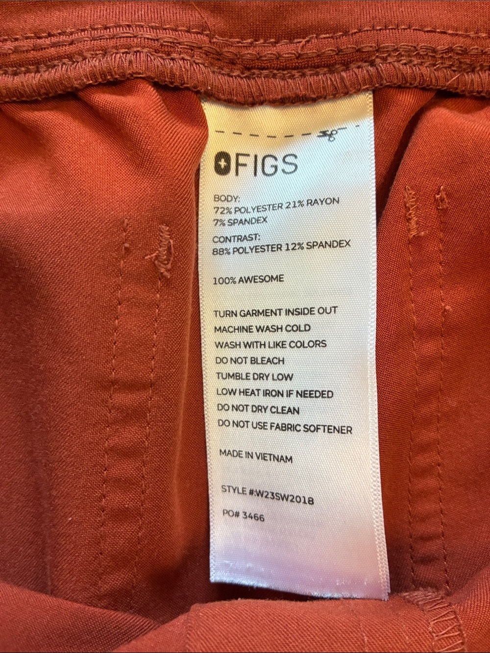 Figs Limited Edition Auburn - S top/M bottoms - Picture 4 of 6